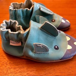 Shark🦈Robeez-Brand new, Never worn!